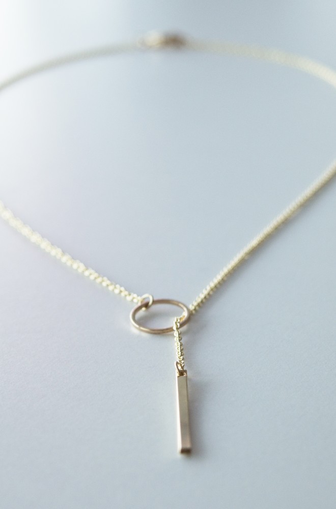 lariat style loop and bar necklace